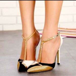 Jojo Fox Vintage Inspired Gold Embellished Heels 👠